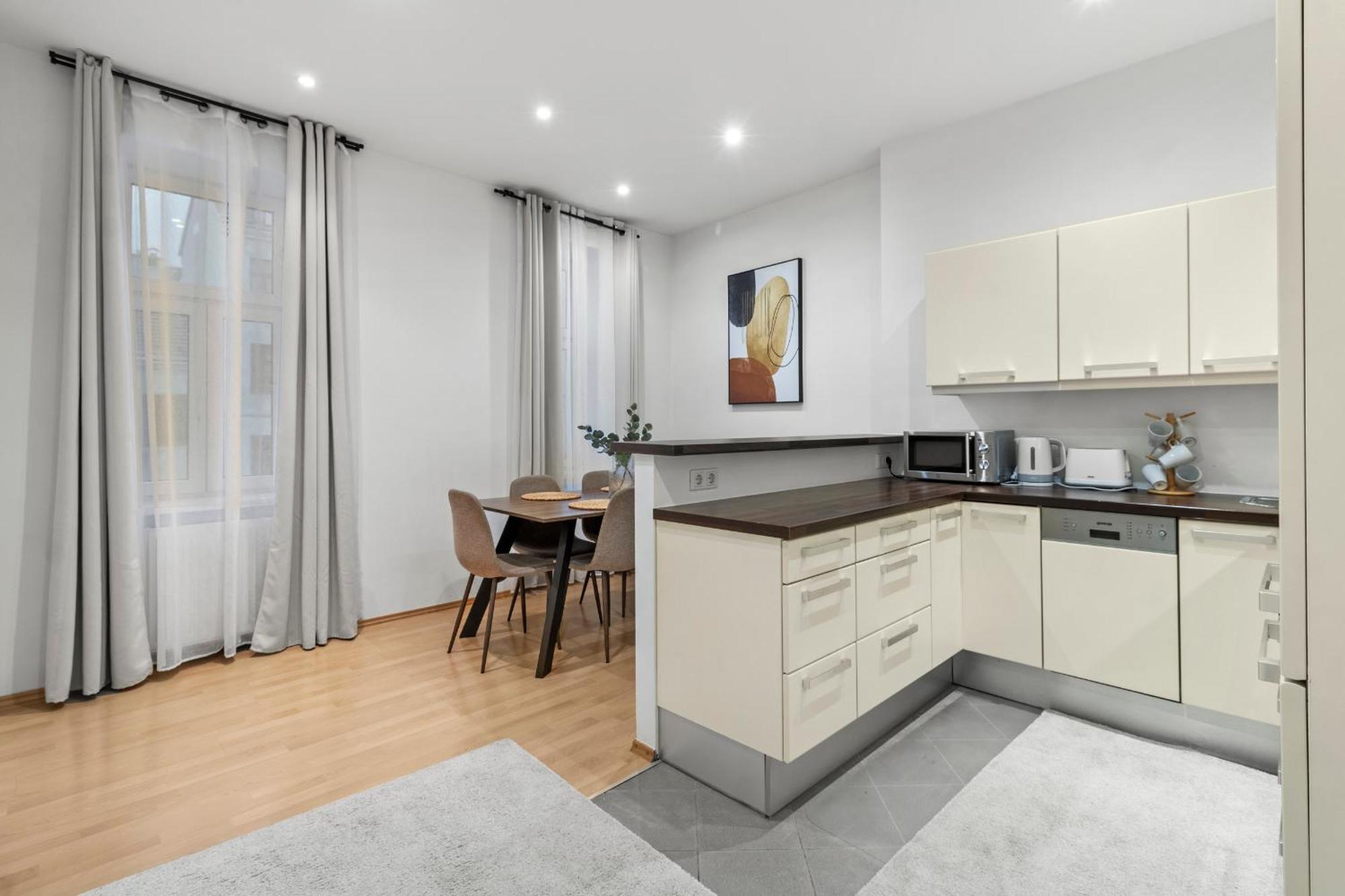 Chic 1br - Directly Near Schoenbrunn * Wiedeń